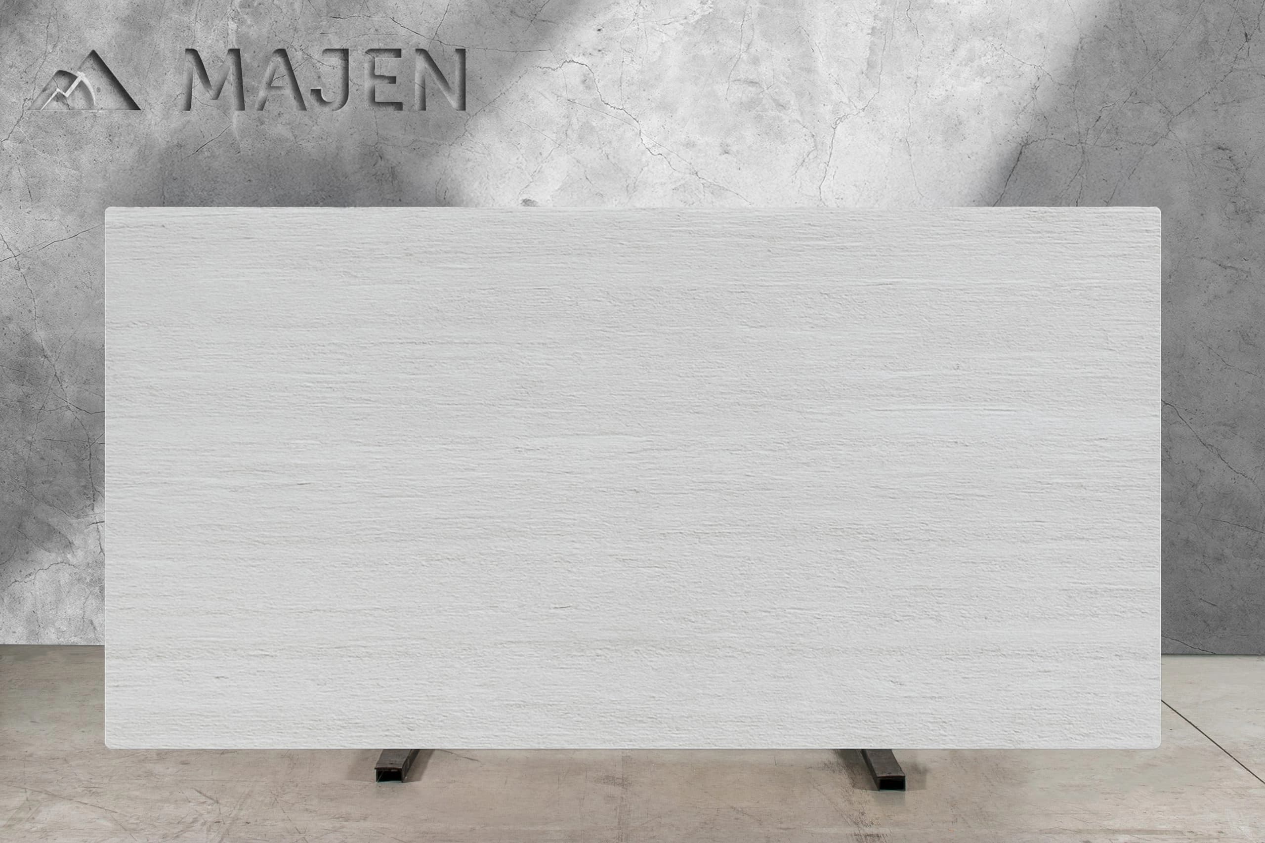 Ivory Dolgulu Fırçalanmış Damarlı Traverten Plakalar